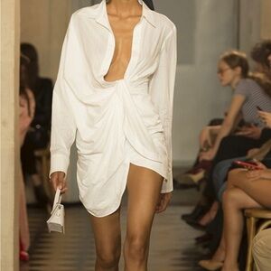 White cotton celeb style dress plunge-neck shirtdress